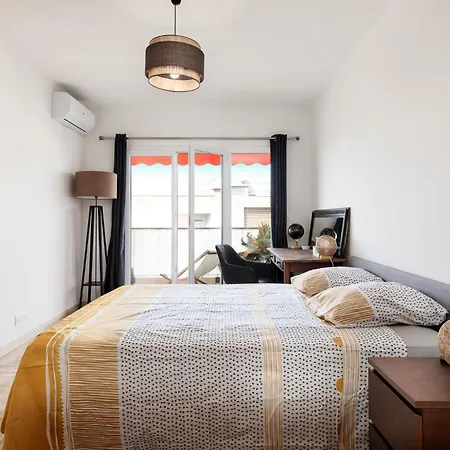 Spacieux De 114 M2 A 5 Min Des Plages - Proximite Tous Commerces Et Transports * 昂蒂布